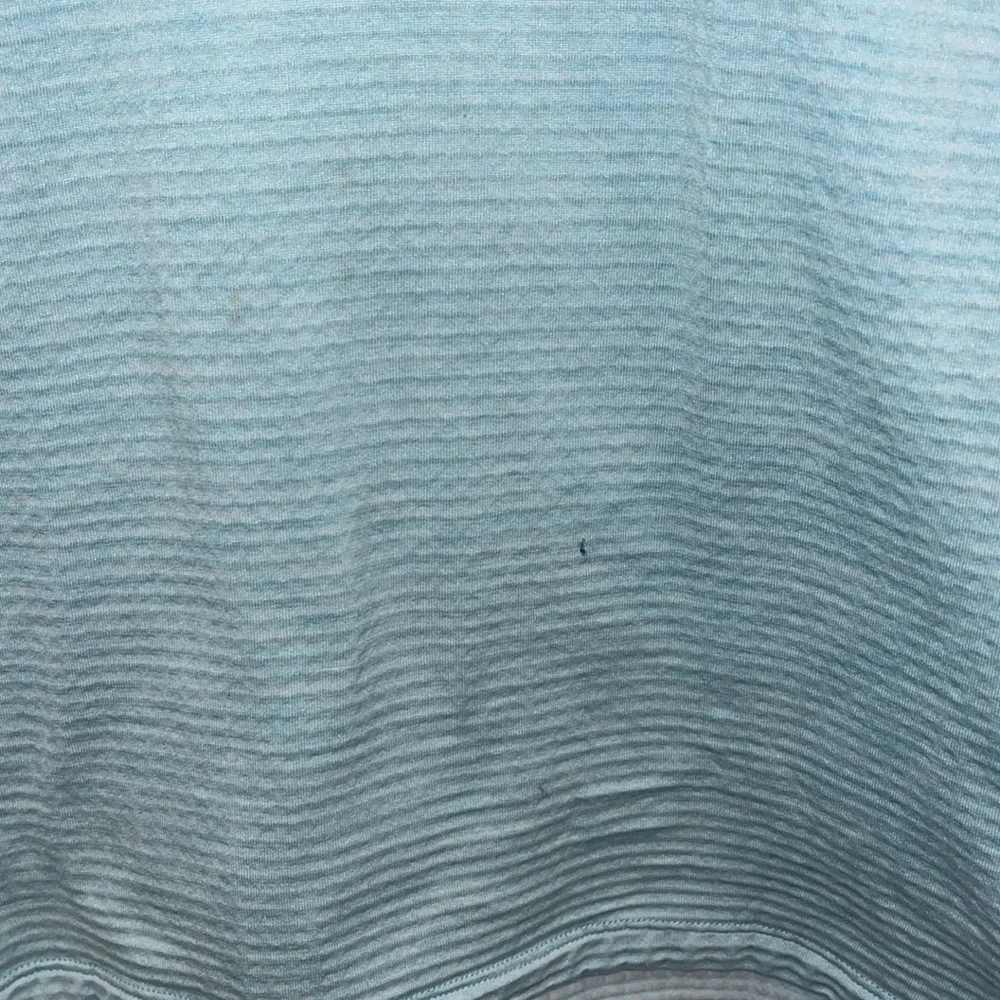 Waffle knit, Nike, running pull over - Picture 4 of 6